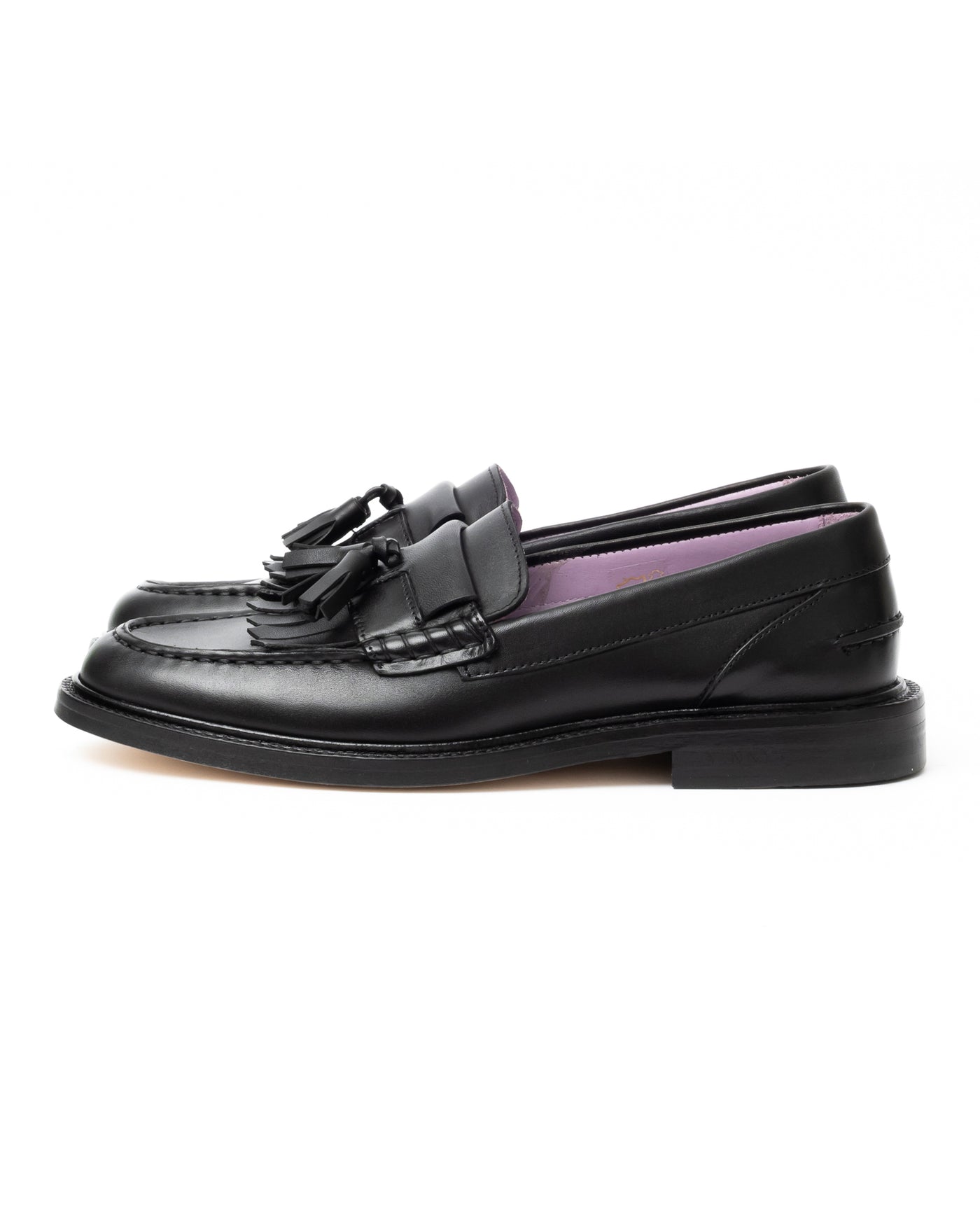 Vinny's Yuppee Tassel Loafer Black Crust Leather